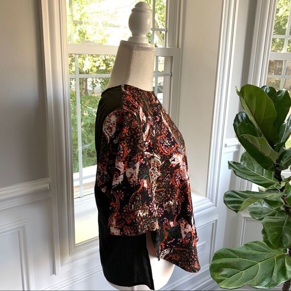 WAYF Paisley Side Slit Blouse Size Large - Picture 5 of 8